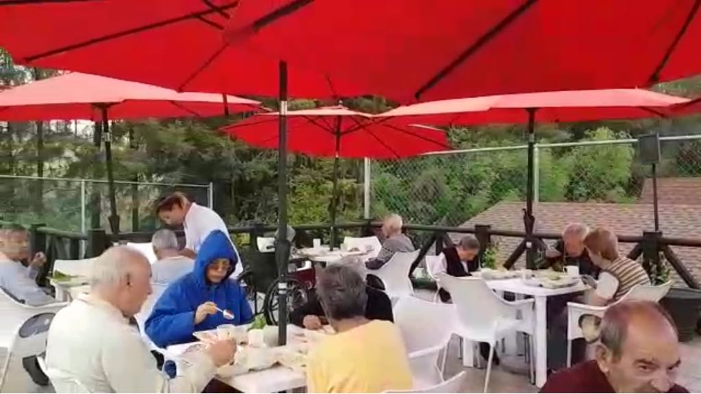 Asilo de ancianos y residencia para adultos mayores 15