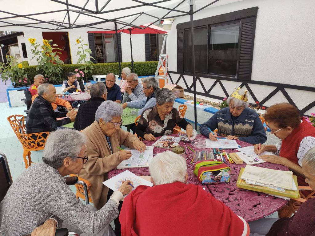 Asilo de ancianos y residencia para adultos mayores 68