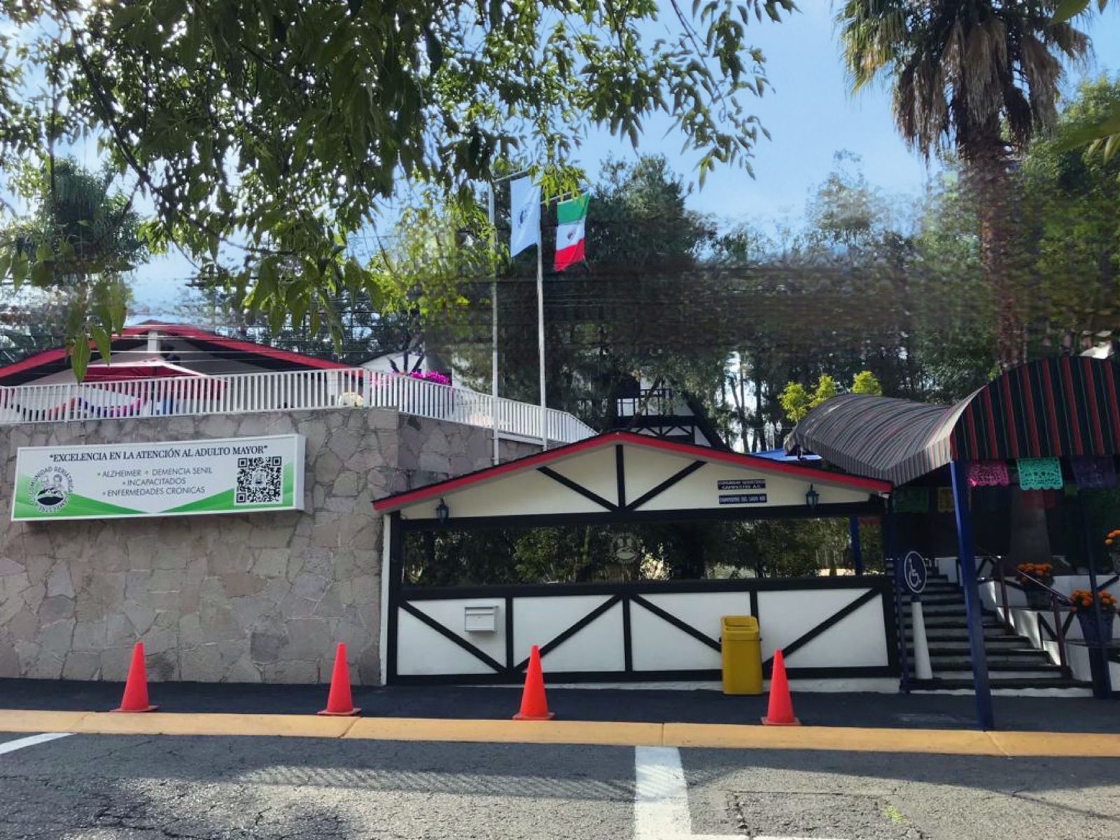 Asilo de ancianos y residencia para adultos mayores 81